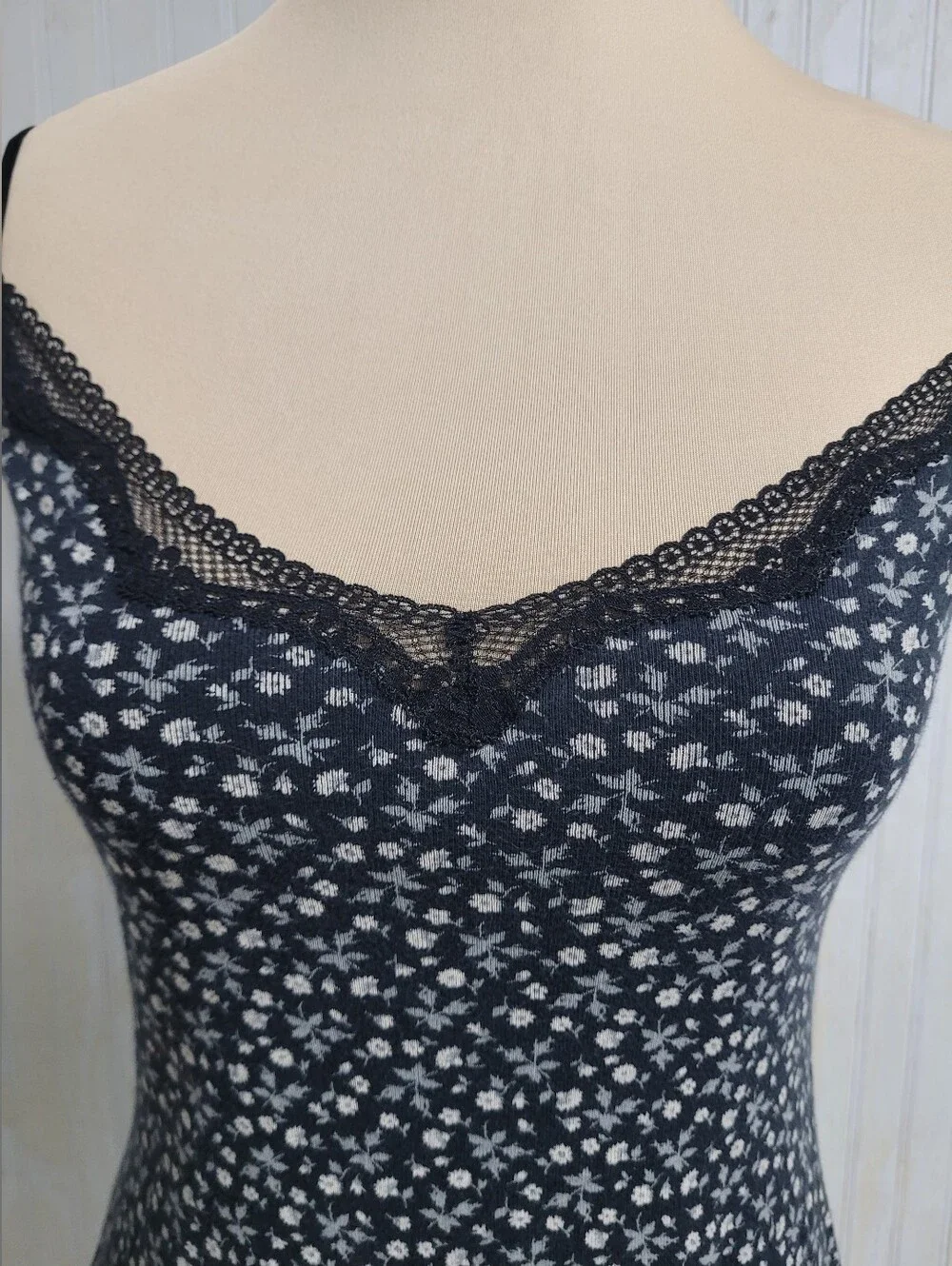 Victoria's Secret Vintage Y2K Floral Lace Trim Chemise Nightgown Dress XS